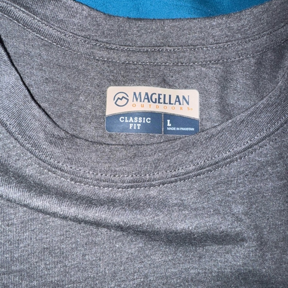 Magellan Outdoors Gray Short Sleeve Tee